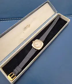 Rolex W&D Antique Vintage Watch Rare 9ct Gold Cushion 26mm case working,