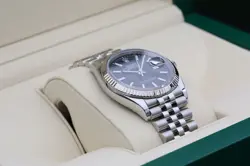 BLACK DATEJUST