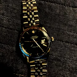 VINTAGE PRE OWNED