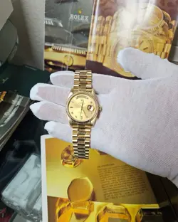 DIAMOND CHAMPAGNE DIAL!