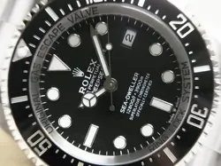BLACK 136660