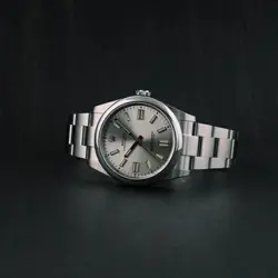 ROLEX OYSTER 124300