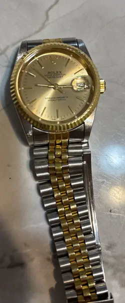 WATCH. DATE