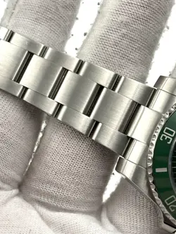 Rolex Submariner Date Ceramic Hulk 40mm 116610LV Box & Papers 2017