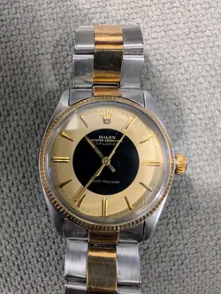 UNUSUAL TWO-TONE DIAL