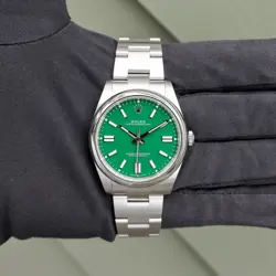 124300 GREEN UNWORN