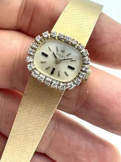 GOLD CASE BRACELET