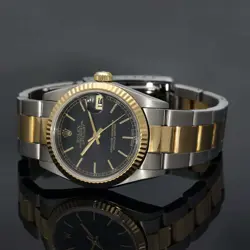 PRE-OWNED ROLEX OYSTER