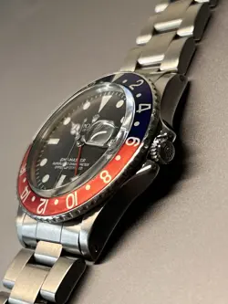 1970 Rolex GMT-Master Ref 1675 Pepsi on Oyster Bracelet w/ RSC Guarantee Card