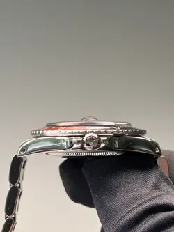 1970 Rolex GMT-Master Ref 1675 Pepsi on Oyster Bracelet w/ RSC Guarantee Card