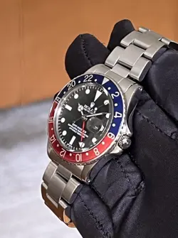 1970 Rolex GMT-Master Ref 1675 Pepsi on Oyster Bracelet w/ RSC Guarantee Card