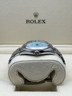 CUSTOM TURQUOISE DIAL