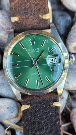 HAND-WINDING WATCH 1970