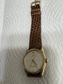 Rolex Oyster Perpetual 18k Solíd Gold.