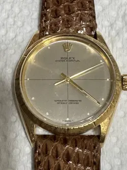 Rolex Oyster Perpetual 18k Solíd Gold.