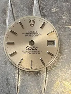 NAME DIAL ANALOG