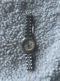 WOMEN’S ROLEX DATEJUST OYSTER PERPETUAL