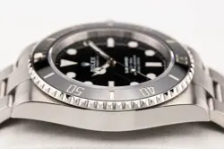 DIAL 124060 WATCH