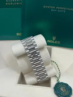 40 228239