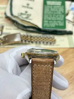 1968 1601 Rolex Datejust 18k Yellow Gold Fluted Bezel Black Dial Watch Box Paper