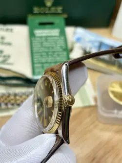 1968 1601 Rolex Datejust 18k Yellow Gold Fluted Bezel Black Dial Watch Box Paper