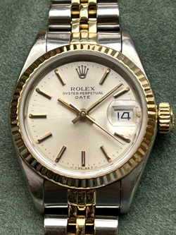 WRISTWATCH CIRCA 1985
