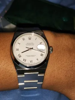 QUARTZ WHITE DIAL