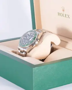 Rolex Submariner 40mm 116610LV Green Ceramic Hulk 2020 (New Style Card)