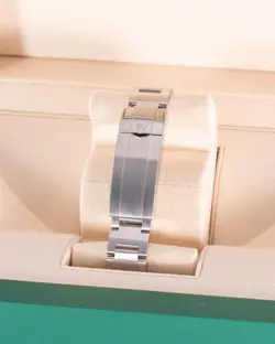 Rolex Submariner 40mm 116610LV Green Ceramic Hulk 2020 (New Style Card)