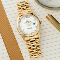 SKINNY ROMAN DIAL