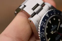 1984 Rolex GMT-Master ref. 16750 “Box & Papers, “No-Date” Spider Dial, Pepsi”