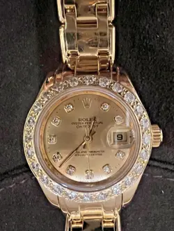 LADIES ROLEX 18K Yellow Gold 29mm Factory Diamond Bezel