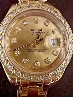 LADIES ROLEX 18K Yellow Gold 29mm Factory Diamond Bezel