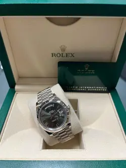 OLIVE DIAL 18K