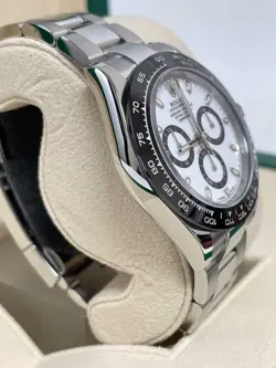 STAINLESS WHITE DIAL