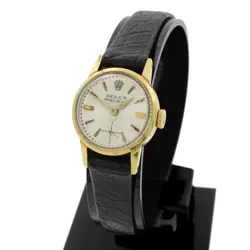 WATCH 8854