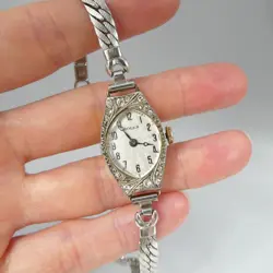 LADIES DIAMOND