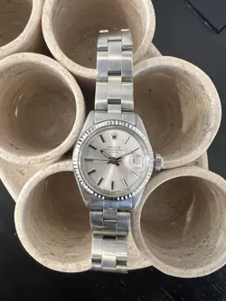 LADIES ROLEX OYSTER PERPETUAL DATEJUST WATCH 26MM SILVER DIAL