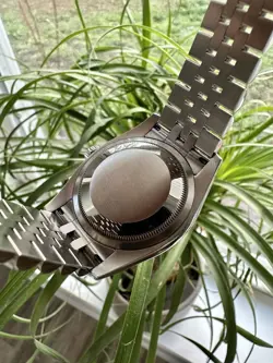 BEZEL RHODIUM DIAL