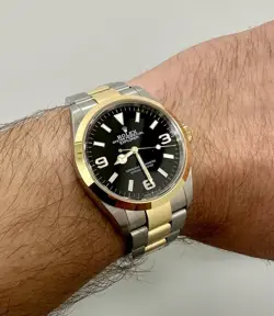 WATCH 2023 W/