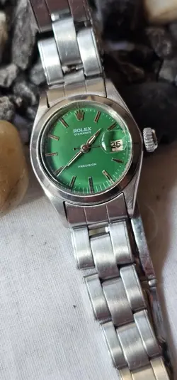 HAND-WINDING WATCH 1963