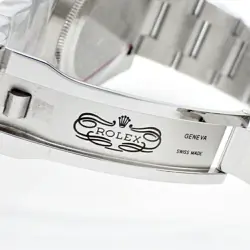 ROLEX 116610LN Submariner Date V No. Roulette Engraved Men's Watch G0106