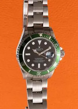 SUBMARINER GREEN BEZEL