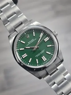 2024 ROLEX OYSTER PERPETUAL 124300 SILVER OYSTER BRACELET W/ B&P