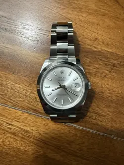 SILVER BEZEL UNWORN