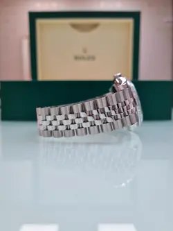 BATONS DIAMOND BEZEL