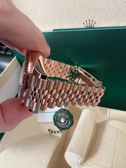 ROLEX SKY-DWELLER GOLD