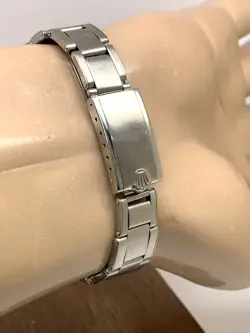 VINTAGE WATCH SWISS