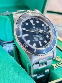 Rolex Submariner Date 1680 Tiffany & Co Dial RARE Vintage Watch Box