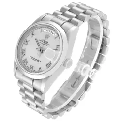 WATCH 118209